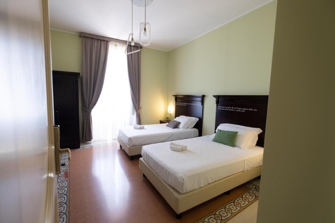 Hotel Borgo Di Ciaula Santa Flavia Exterior foto